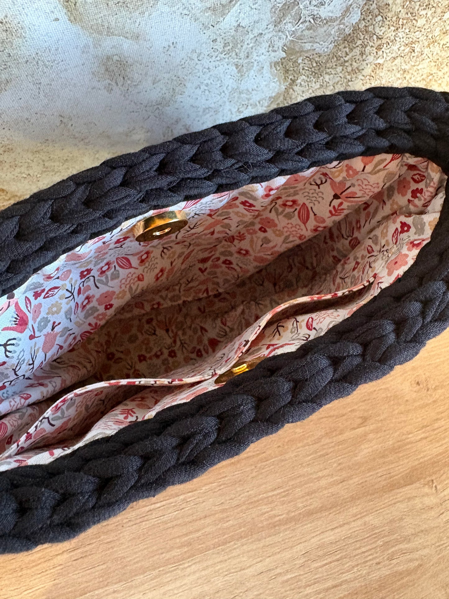 Sac à main au crochet noir